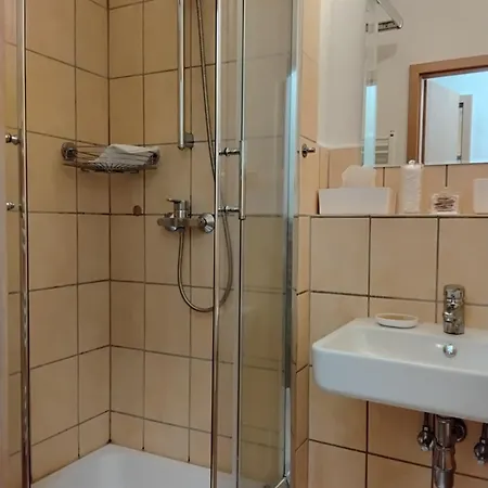 Am Bahnhof Meierstr 43 * Lübeck