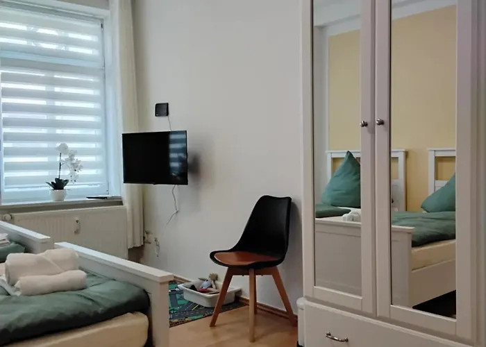 Am Bahnhof Meierstr 43 * ליבק