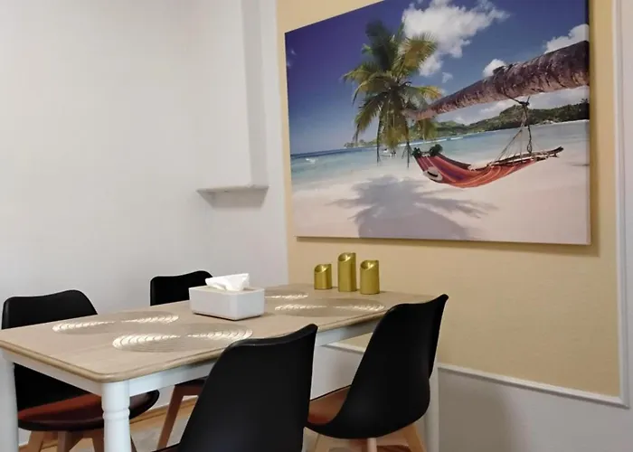 Am Bahnhof Meierstr 43 דירה *