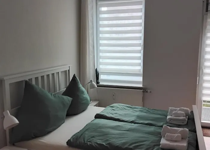 Am Bahnhof Meierstr 43 *